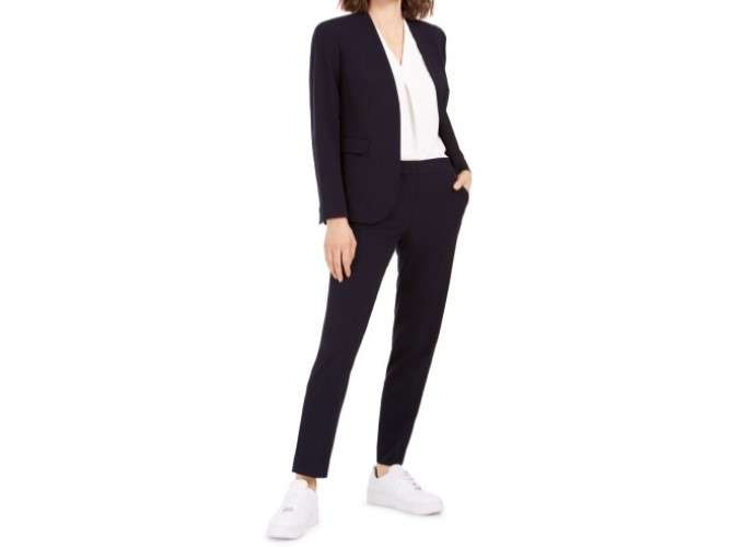 6 Stylish Women's Suits to Wear to the Office for Work