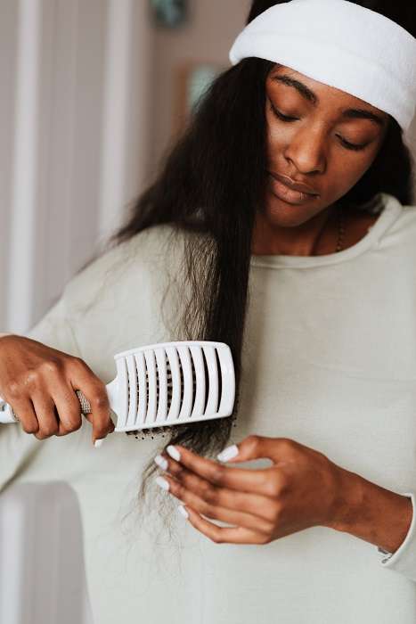Ways To Prevent Tangled Hair Brush