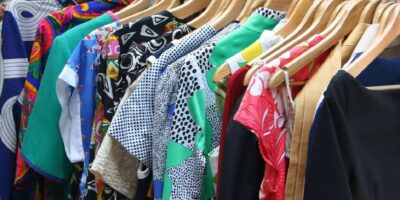 12 Signs It’s Time to Get Rid of Your Old Clothes