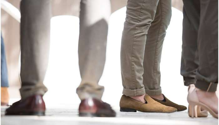 The Difference Between Khaki And Chinos Blur